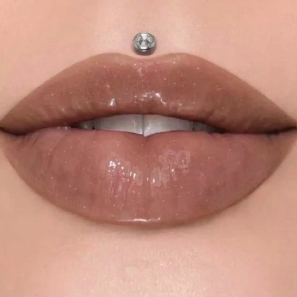 Jeffree Star set of 2 The Gloss shades Table Top and Her Glossiness NIB - Picture 3 of 13